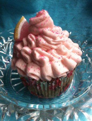 Vegan Pink lemonade Cupcakes